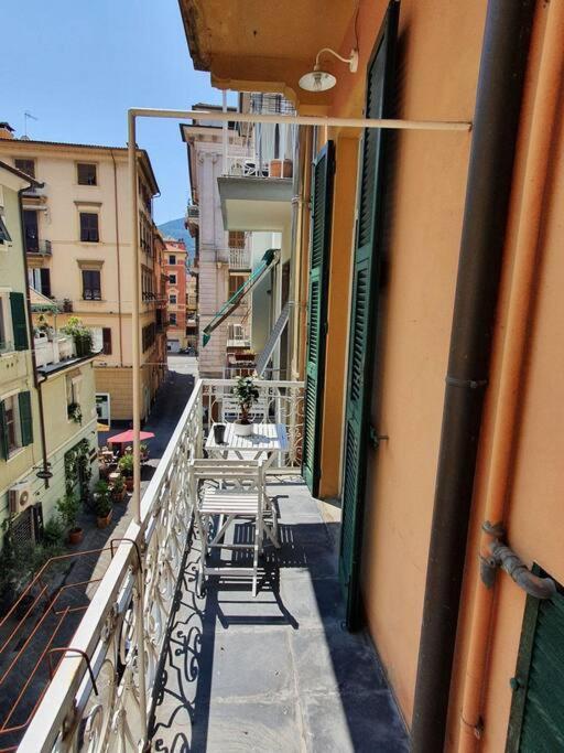 Daisy Apartment - City Center La Spezia Exterior foto